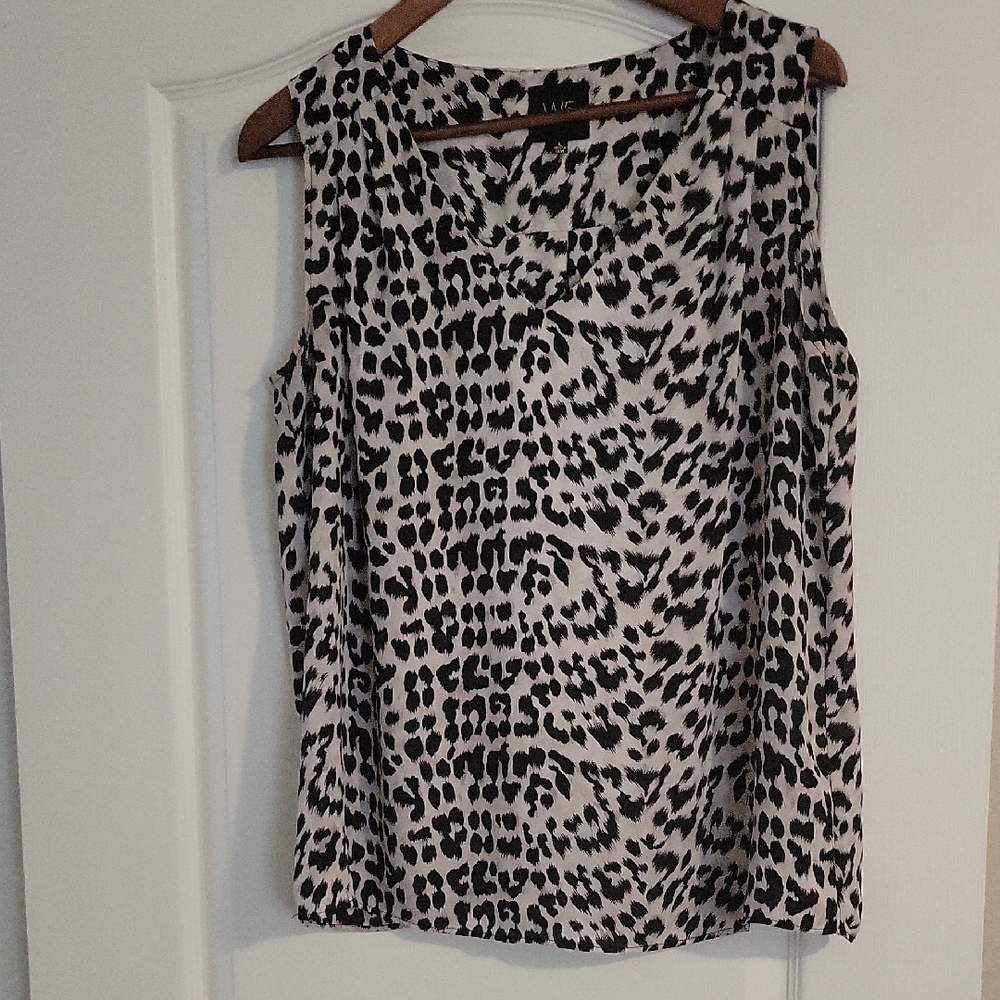 W5 Leopard Print Sleeveless Blouse Women’s Animal Print Top